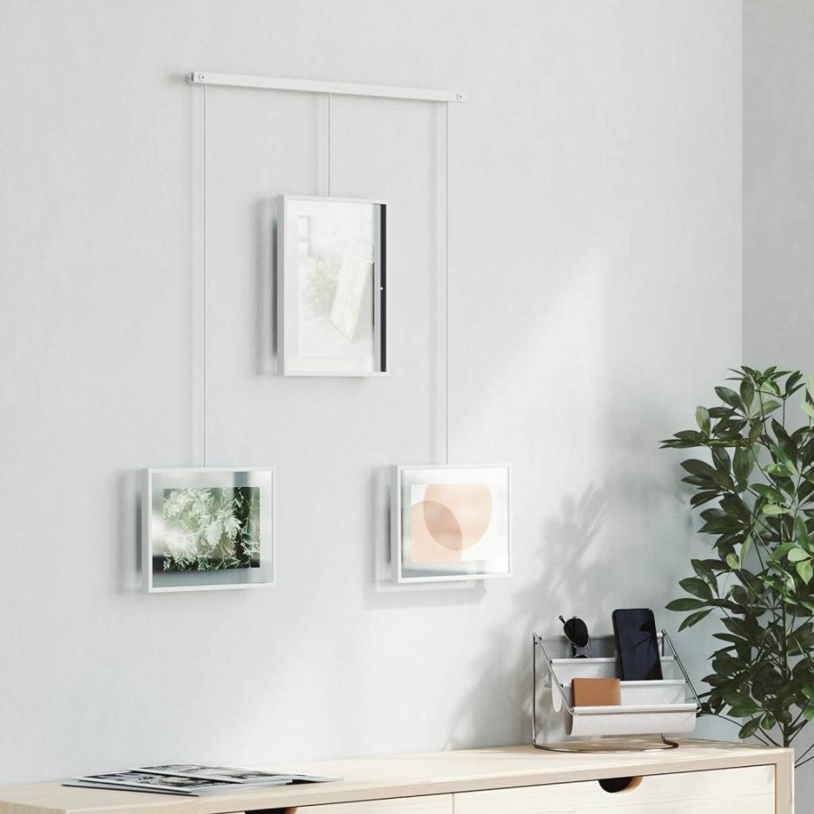 Umbra Exhibit Wall Photo Frame Set - Adjustable Gallery Display for 5 Pictures (2x 4x6 & 3x 5x7 Inches), White Modern Collage Frames